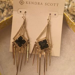 Kendra Scott earrings!